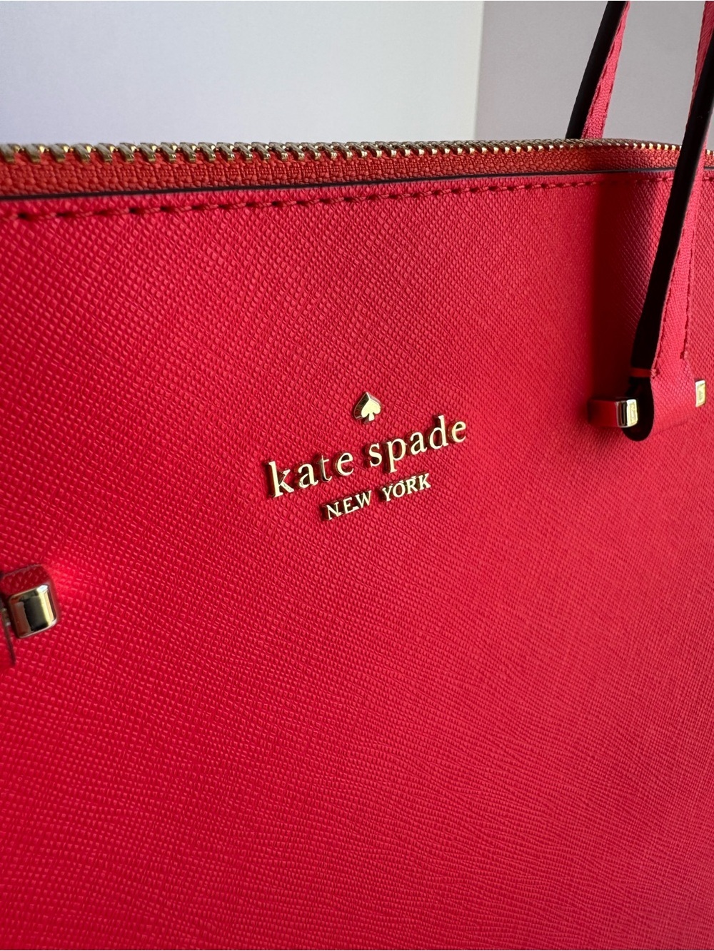 Kate Spade New York Hot Pink Maise Dome Saffiano Leather Crossbody Satchel Purse - Picture 3 of 16